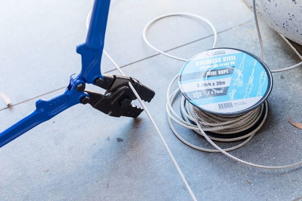 Cut wire to length