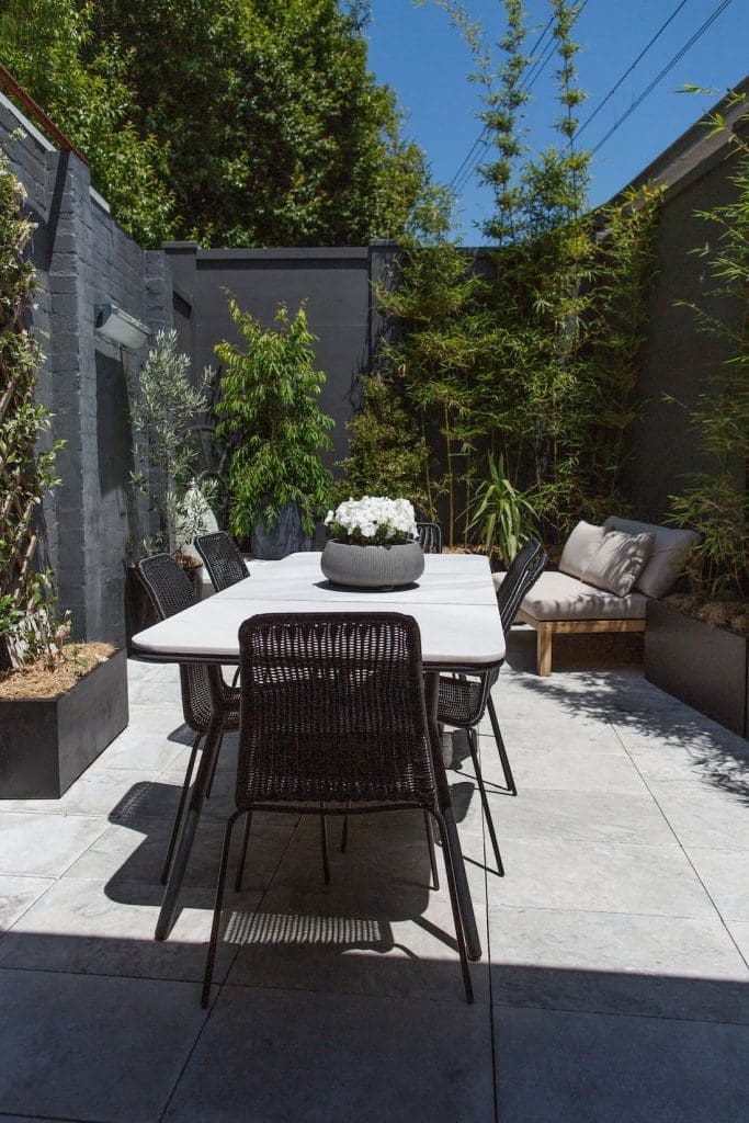 Erskineville courtyard_lengthways table view