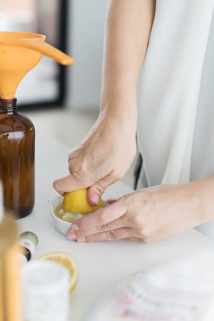 Squeezing lemon juice